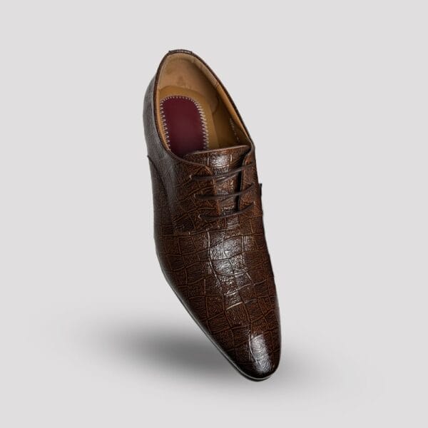 The Artisan Croc Derby brown 3